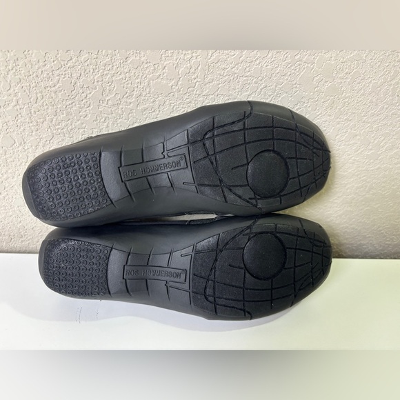 NWT Ros Hommerson Carol Black Patent Trim Slip On Casual Comfort Flats 6.5M - Picture 8 of 9